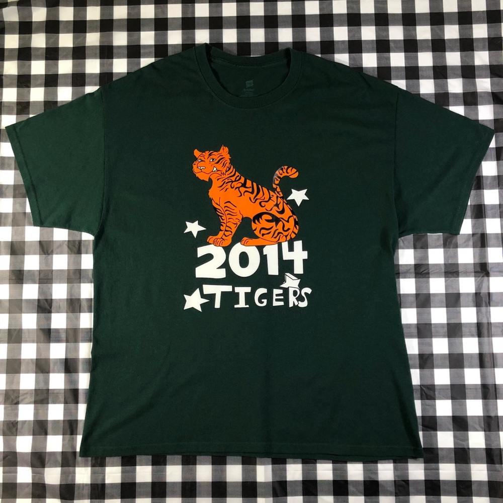 Tigers 2014 Green T shirt XL Short Sleeves Tee